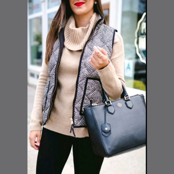 J. Crew Jackets & Blazers - J.CREW Puffer Quilted Excursion Houndstooth Vest